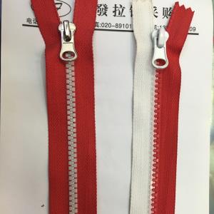 胶牙撞色牙