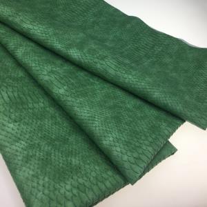 30涤纶70pvc 仿真皮革面料