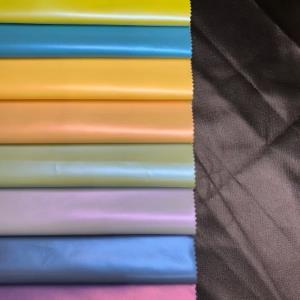 经典迷彩

手感厚实舒适，秋冬夹克外套首选