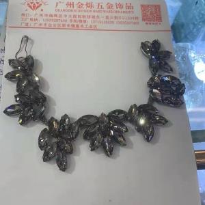 胸针