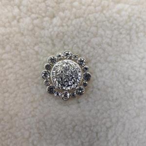 镶钻金属手缝扣