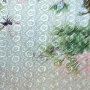 白绣花布