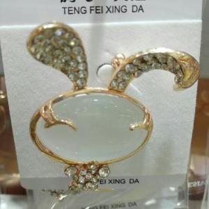 胸花