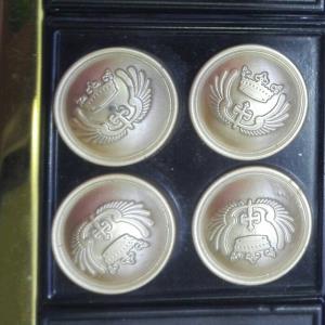 皇冠纽扣