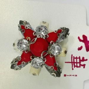 胸针