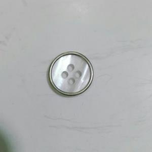 树脂钮扣