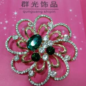 胸花